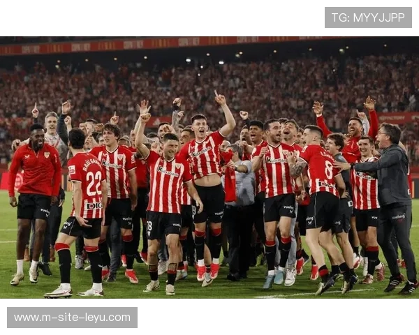 阿拉维斯最后时刻全员压上 成功制造绝平进球机会